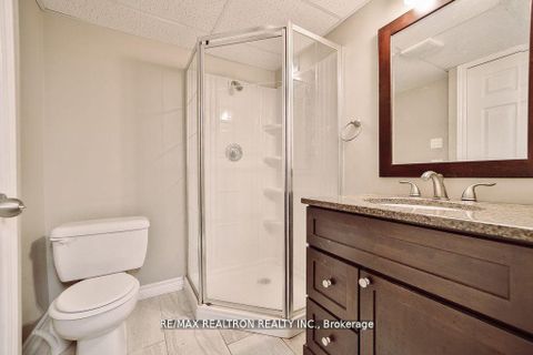 Photo 37 at 18 Debra Crescent, Allandale Heights, Barrie
