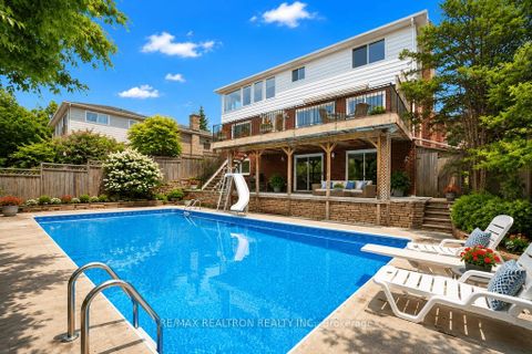 Photo 41 at 18 Debra Crescent, Allandale Heights, Barrie