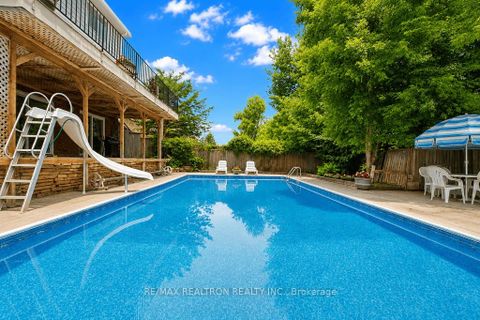 Photo 43 at 18 Debra Crescent, Allandale Heights, Barrie