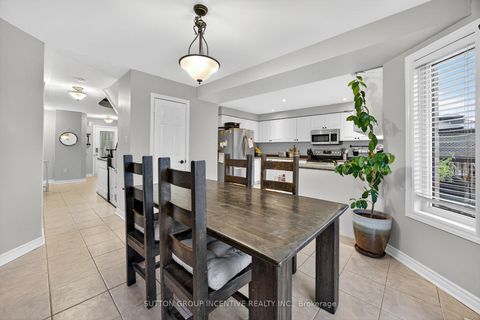 Photo 9 at 4 Dunnett Drive, Ardagh, Barrie