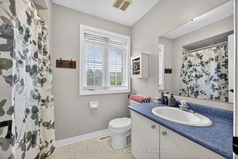 Photo 22 at 4 Dunnett Drive, Ardagh, Barrie