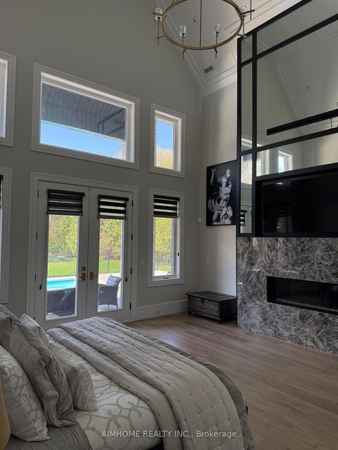 Photo 15 at 48 Maple Grove Avenue N, Oak Ridges, Richmond Hill