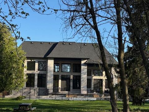 Photo 27 at 48 Maple Grove Avenue N, Oak Ridges, Richmond Hill