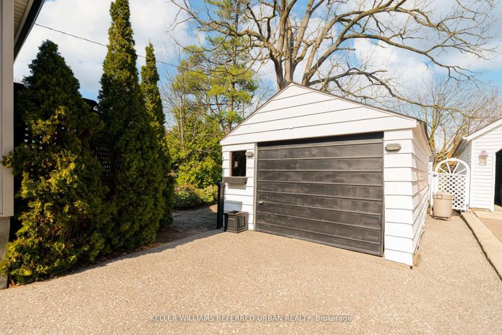 Photo 41 at 569 Masson Street, O'Neill, Oshawa