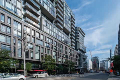 Photo 15 at 508 - 111 Bathurst Street, Waterfront Communities C1, Toronto