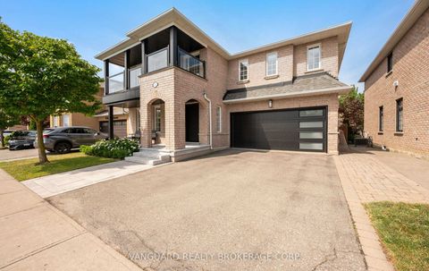 Photo 2 at 22 Monteith Crescent, Maple, Vaughan