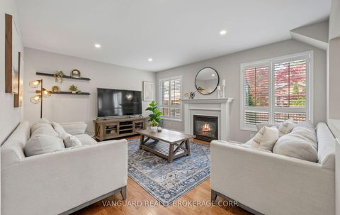 Photo 13 at 22 Monteith Crescent, Maple, Vaughan