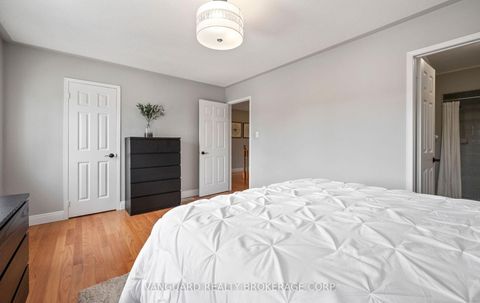 Photo 36 at 22 Monteith Crescent, Maple, Vaughan
