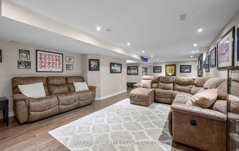 Photo 44 at 22 Monteith Crescent, Maple, Vaughan