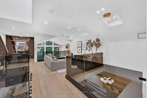Photo 14 at 156 Snowdon Avenue, Lawrence Park North, Toronto