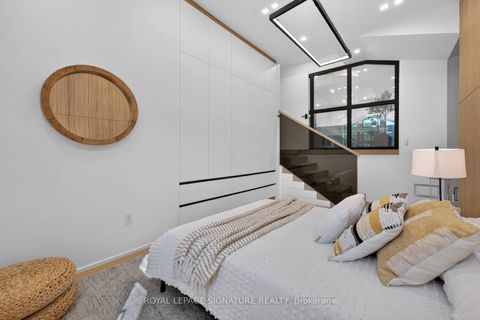 Photo 23 at 156 Snowdon Avenue, Lawrence Park North, Toronto