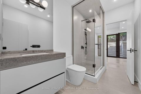 Photo 41 at 156 Snowdon Avenue, Lawrence Park North, Toronto