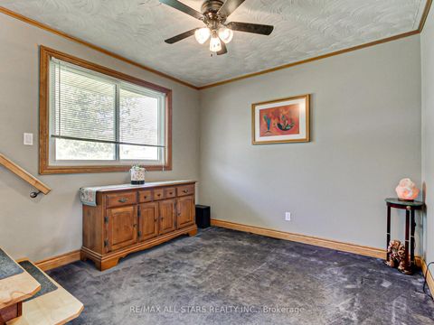 Photo 7 at 397 Winnifred Drive, Keswick South, Georgina