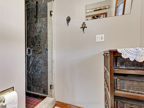 Photo 24 at 397 Winnifred Drive, Keswick South, Georgina