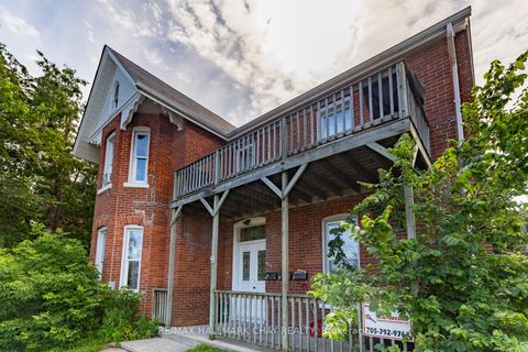 Photo 1 at 9 Penetang Street, Codrington, Barrie