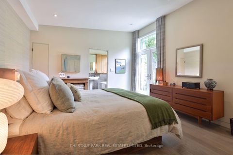 Photo 21 at 835 Royal York Road, Queensway, Toronto