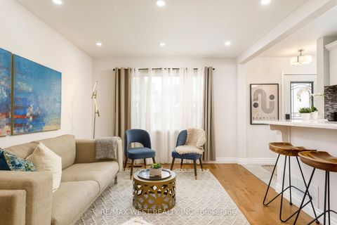 Photo 15 at 42 Stephen Drive, Queensway, Toronto