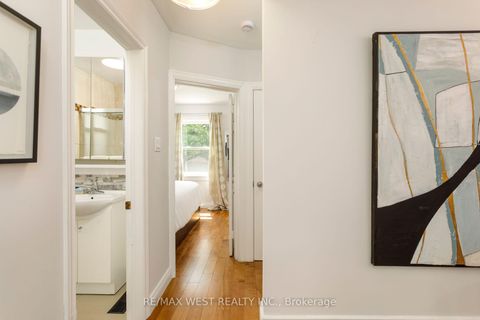 Photo 17 at 42 Stephen Drive, Queensway, Toronto