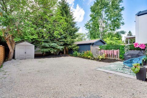 Photo 24 at 42 Stephen Drive, Queensway, Toronto