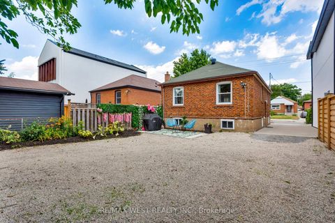 Photo 28 at 42 Stephen Drive, Queensway, Toronto
