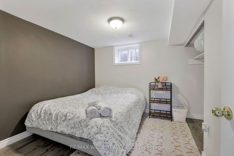 Photo 41 at 42 Stephen Drive, Queensway, Toronto