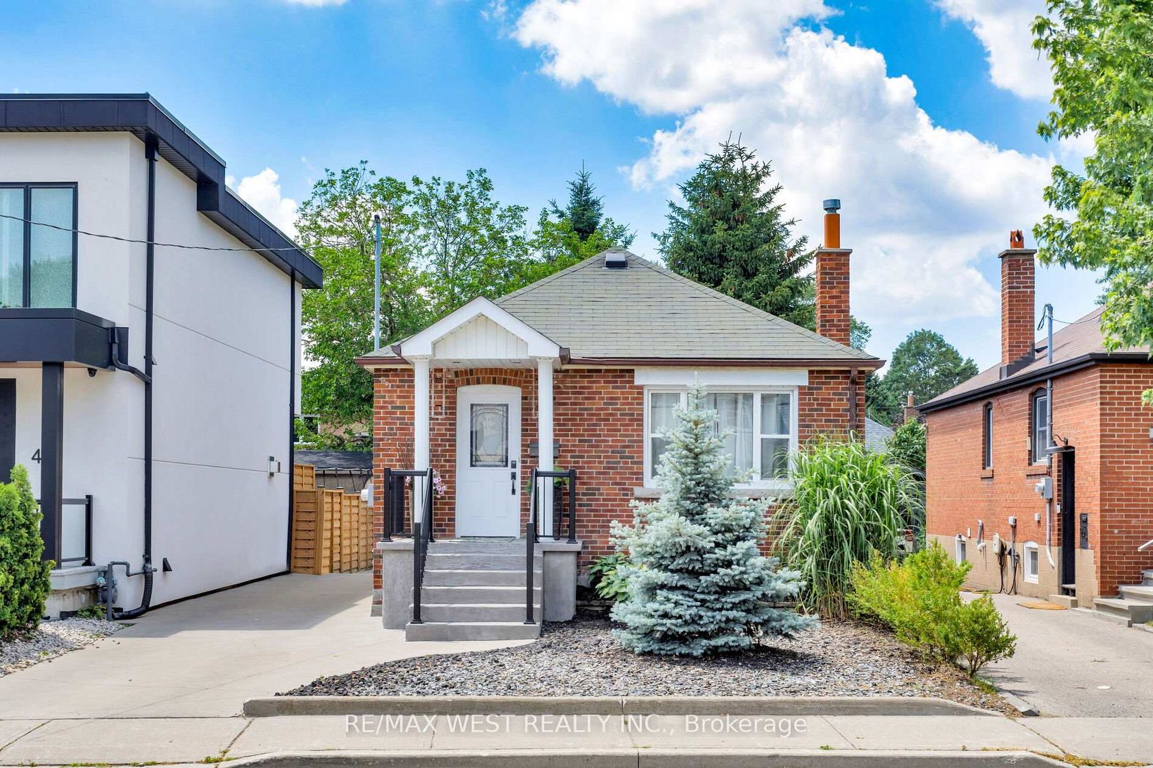 42 Stephen Drive, Queensway, Toronto 