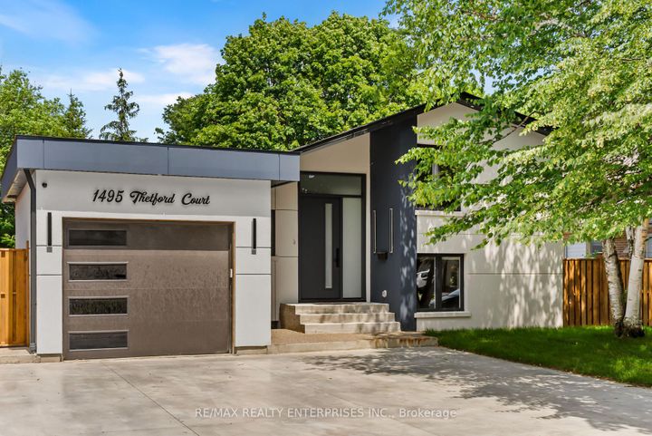 Photo 0 at 1495 Thetford Court, Clarkson, Mississauga