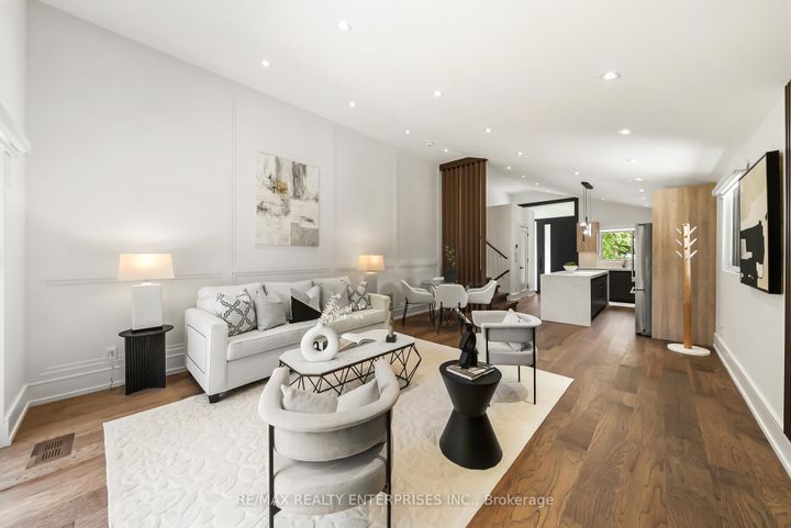 Photo 11 at 1495 Thetford Court, Clarkson, Mississauga