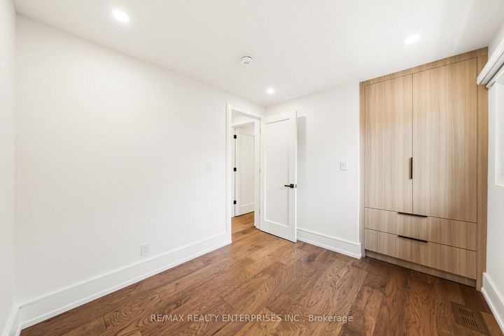 Photo 18 at 1495 Thetford Court, Clarkson, Mississauga