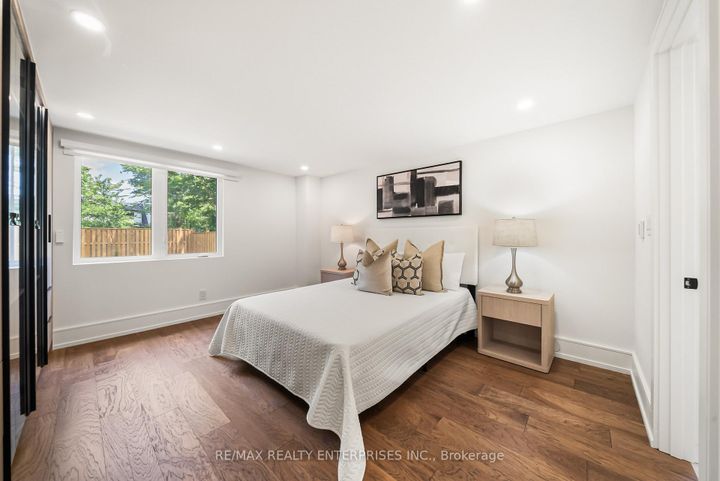 Photo 27 at 1495 Thetford Court, Clarkson, Mississauga