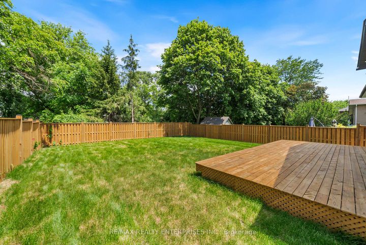 Photo 34 at 1495 Thetford Court, Clarkson, Mississauga