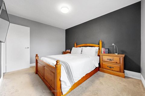 Photo 14 at 6 Parkchester Road, Amesbury, Toronto
