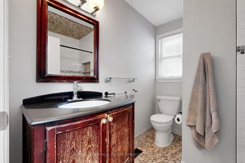 Photo 18 at 6 Parkchester Road, Amesbury, Toronto