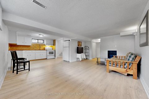 Photo 21 at 6 Parkchester Road, Amesbury, Toronto