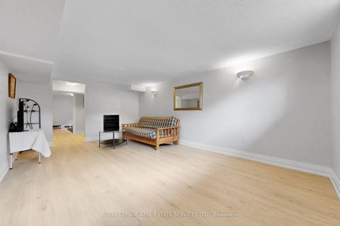 Photo 26 at 6 Parkchester Road, Amesbury, Toronto