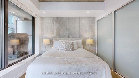 Photo 9 at 314 - 111 Bathurst Street, Waterfront Communities C1, Toronto