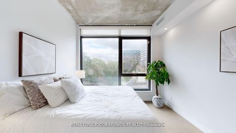 Photo 12 at 314 - 111 Bathurst Street, Waterfront Communities C1, Toronto