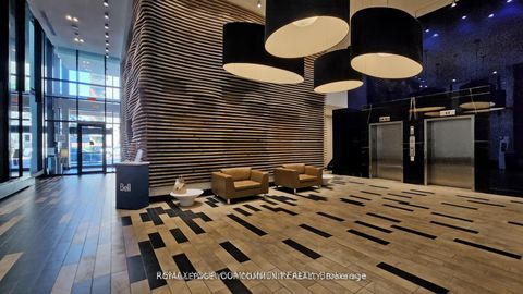 Photo 26 at 314 - 111 Bathurst Street, Waterfront Communities C1, Toronto