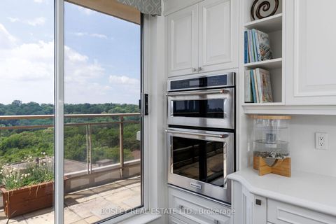 Photo 13 at 1109 - 2662 Bloor Street W, Kingsway South, Toronto