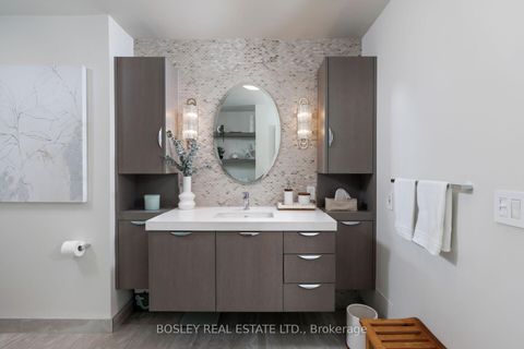 Photo 25 at 1109 - 2662 Bloor Street W, Kingsway South, Toronto