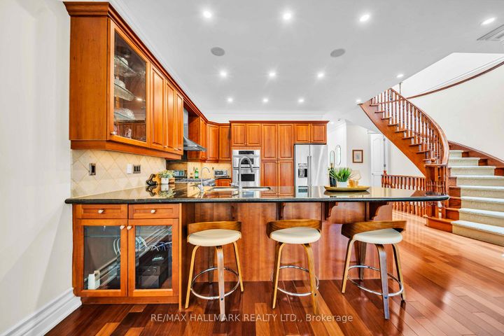 Photo 12 at 124 Felbrigg Avenue, Nortown, Toronto