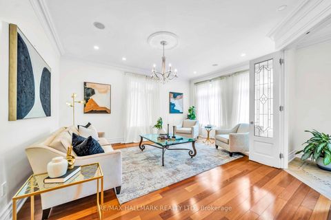 Photo 7 at 124 Felbrigg Avenue, Nortown, Toronto