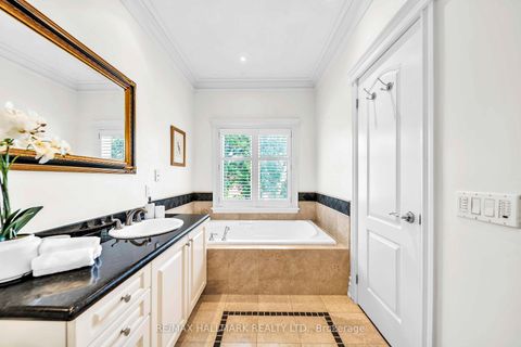 Photo 22 at 124 Felbrigg Avenue, Nortown, Toronto