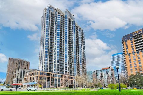Photo 2 at 814 - 10 Northtown Way, Willowdale East, Toronto