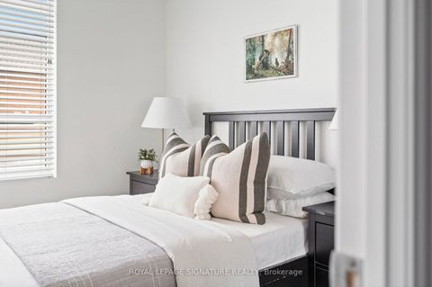 Photo 25 at 303 - 3563 Lake Shore Boulevard W, Long Branch, Toronto