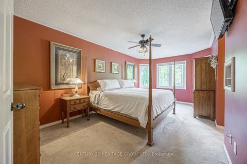Photo 17 at 169 Delayne Drive, Aurora Heights, Aurora