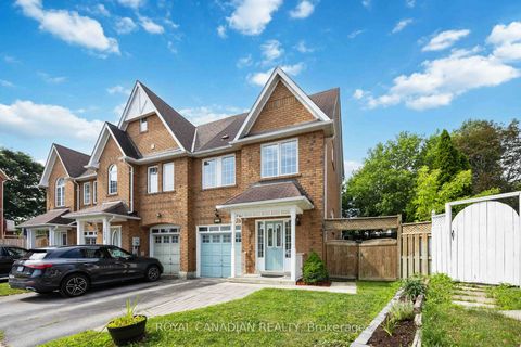 Photo 1 at 137 Stokely Crescent, Downtown Whitby, Whitby