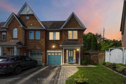 Photo 2 at 137 Stokely Crescent, Downtown Whitby, Whitby