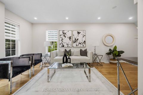 Photo 11 at 137 Stokely Crescent, Downtown Whitby, Whitby