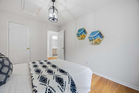 Photo 35 at 137 Stokely Crescent, Downtown Whitby, Whitby